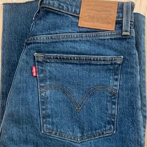 Rib cage straight levis